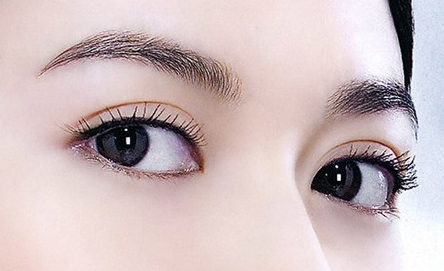 開(kāi)眼角+雙眼皮，眼睛變大其實(shí)很簡(jiǎn)單！