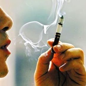 丟掉吧，吸煙也會引發(fā)白內(nèi)障！