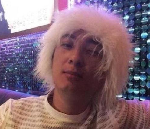 網(wǎng)曝鹿晗韓庚吳亦凡舊照！全能愛(ài)豆誰(shuí)更辣眼？